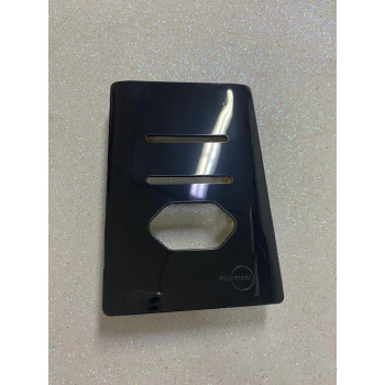 Placa p/ 2 Interruptores + tomada 4x2 - Novara Preto Brilhante Placa p/ 2 Interruptores + tomada 4x2 - Novara Preto Brilhante